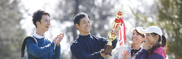 トロフィーに使われる様々な材質や素材について Ichikawa Sk トピックス